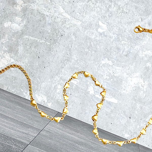Stainless steel minimalist heart choker, collar. Gold, waterproof.