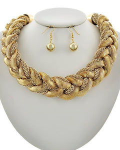 WEBSITE SPECIAL Statement Gold Braided Mixed Chain Necklace Set