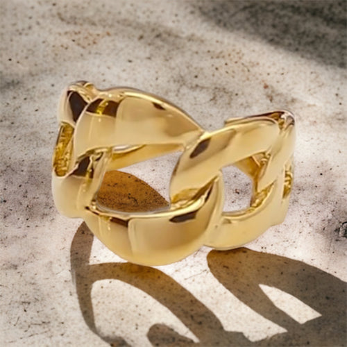Stainless steel chain cuff ring. Gold, waterproof.
