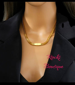 Stainless steel single CZ sophisticated statement necklace. Gold, waterproof.