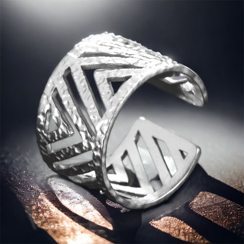Stainless steel hammered chevron cuff ring. Silver, waterproof.