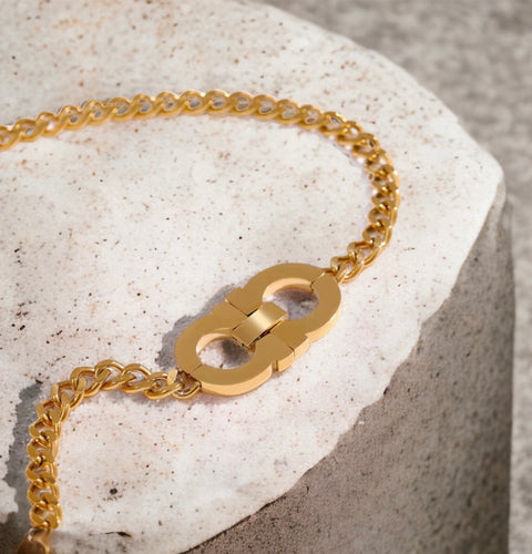 Stainless steel statement cuffs collar necklace. Gold, waterproof.